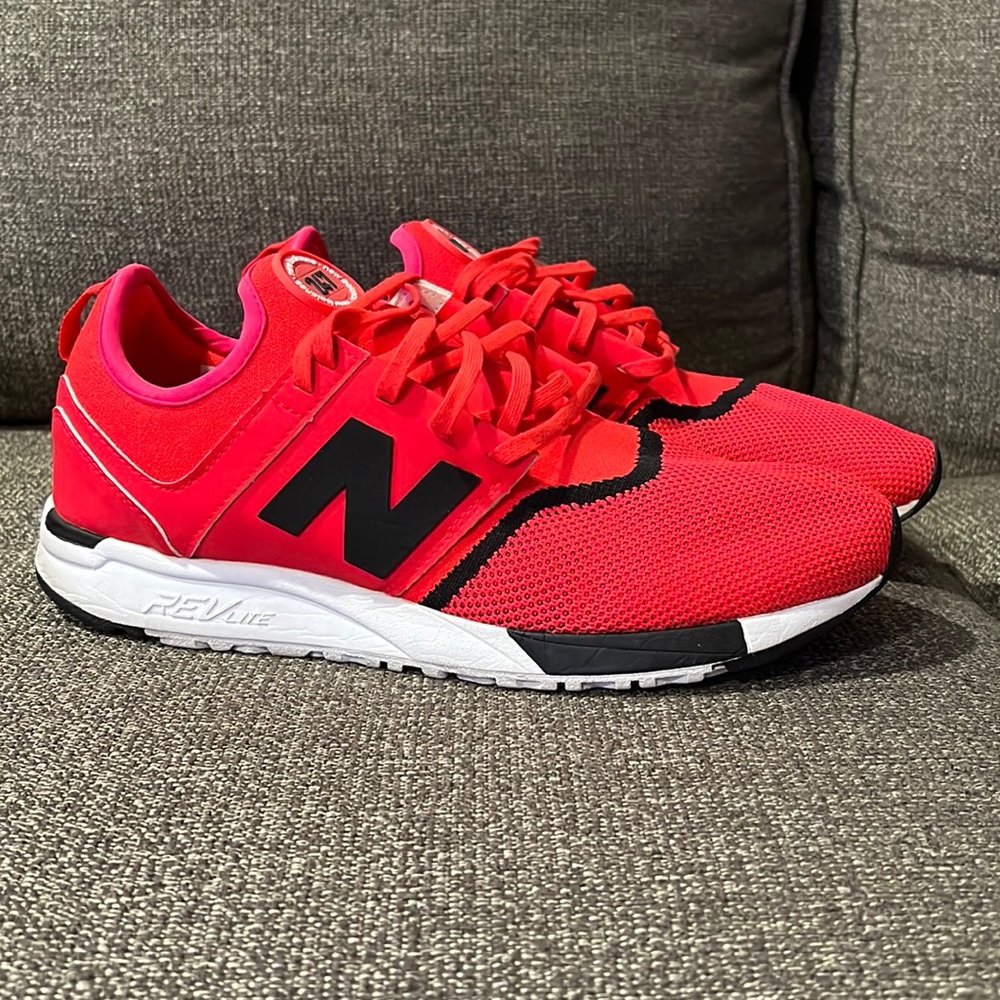 New Balance Men’s 247 MRL247LI Energy Red Sneakers